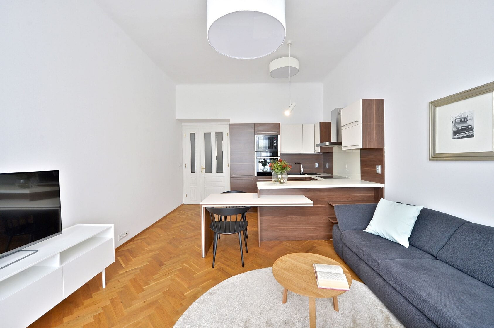 Slezská, Vinohrady - Prague 2 | Rent, Apartment One-bedroom (2+kk), 55 m²