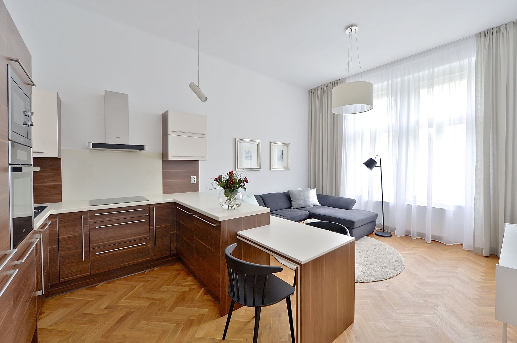 Slezská, Vinohrady - Prague 2 | Rent, Apartment One-bedroom (2+kk), 55 m²