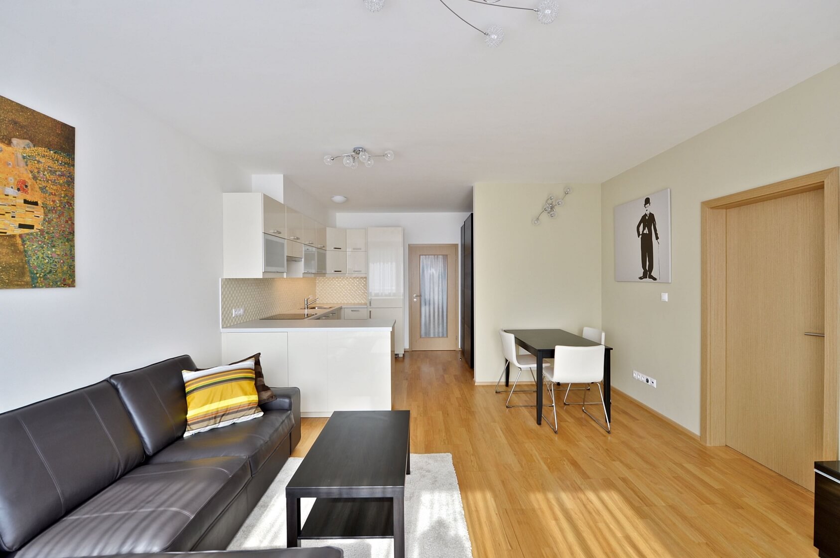 Pod Dvorem, Veleslavín - Praha 6 | Pronájem, Byt 2+kk, 71 m²