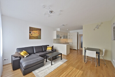Pod Dvorem, Veleslavín - Prague 6 | Rent, Apartment One-bedroom (2+kk), 71 m²
