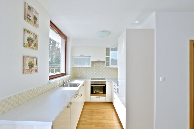 Pod Dvorem, Veleslavín - Prague 6 | Rent, Apartment One-bedroom (2+kk), 78 m²