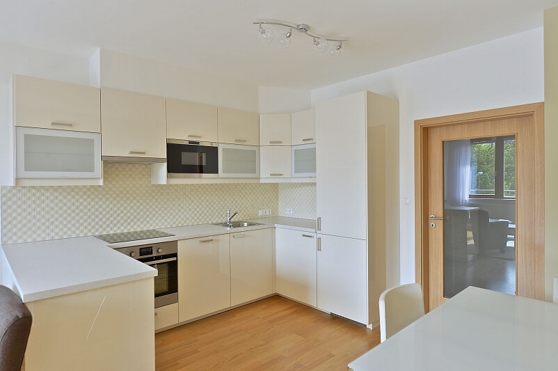 Pod dvorem, Veleslavín - Prague 6 | Rent, Apartment Two-bedroom (3+kk), 81 m²