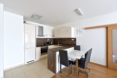 Ocelářská, Vysočany - Praha 9 | Pronájem, Byt 3+kk, 80 m²