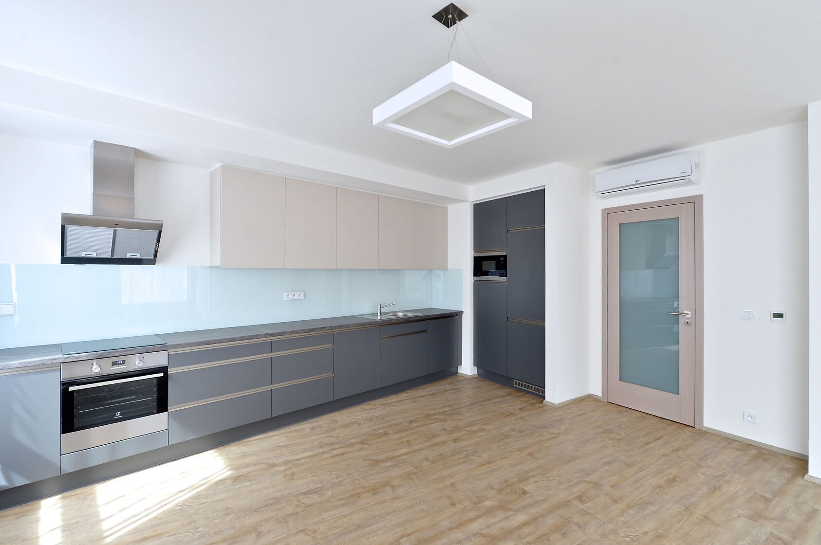 Donská, Vršovice - Prague 10 | Rent, Apartment Two-bedroom (3+kk), 105 m²