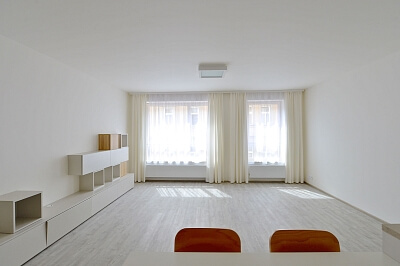 Donská, Vršovice - Prague 10 | Rent, Apartment One-bedroom (2+kk), 69 m²