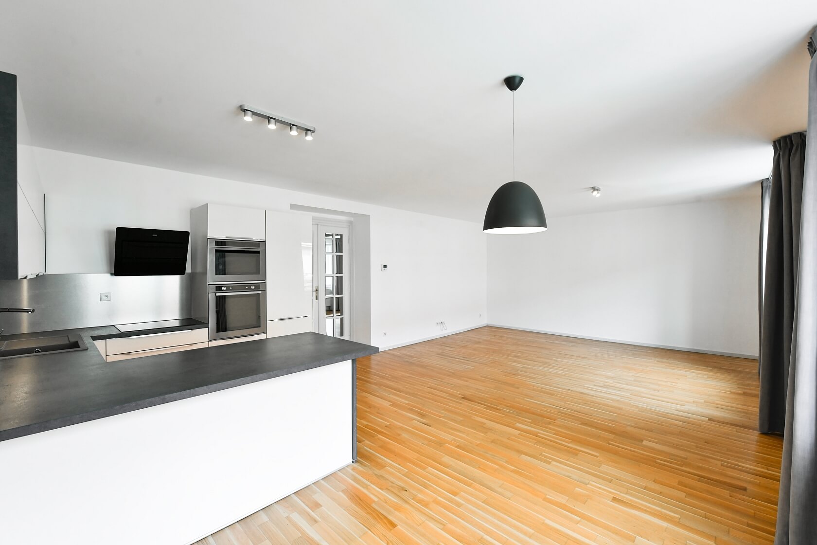 Národní obrany, Bubeneč - Praha 6 | Pronájem, Byt 3+kk, 102 m²