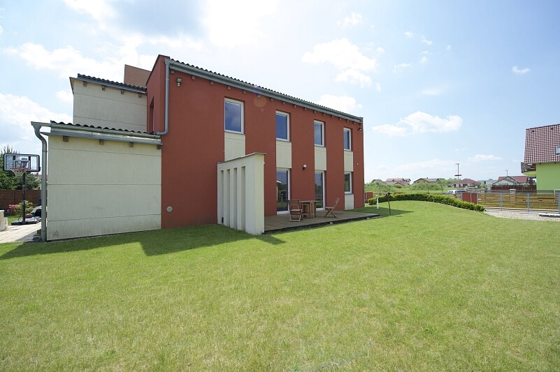 Karla IV., Horoměřice - Praha-západ | Pronájem, Rodinný dům 5+1, 204 m²