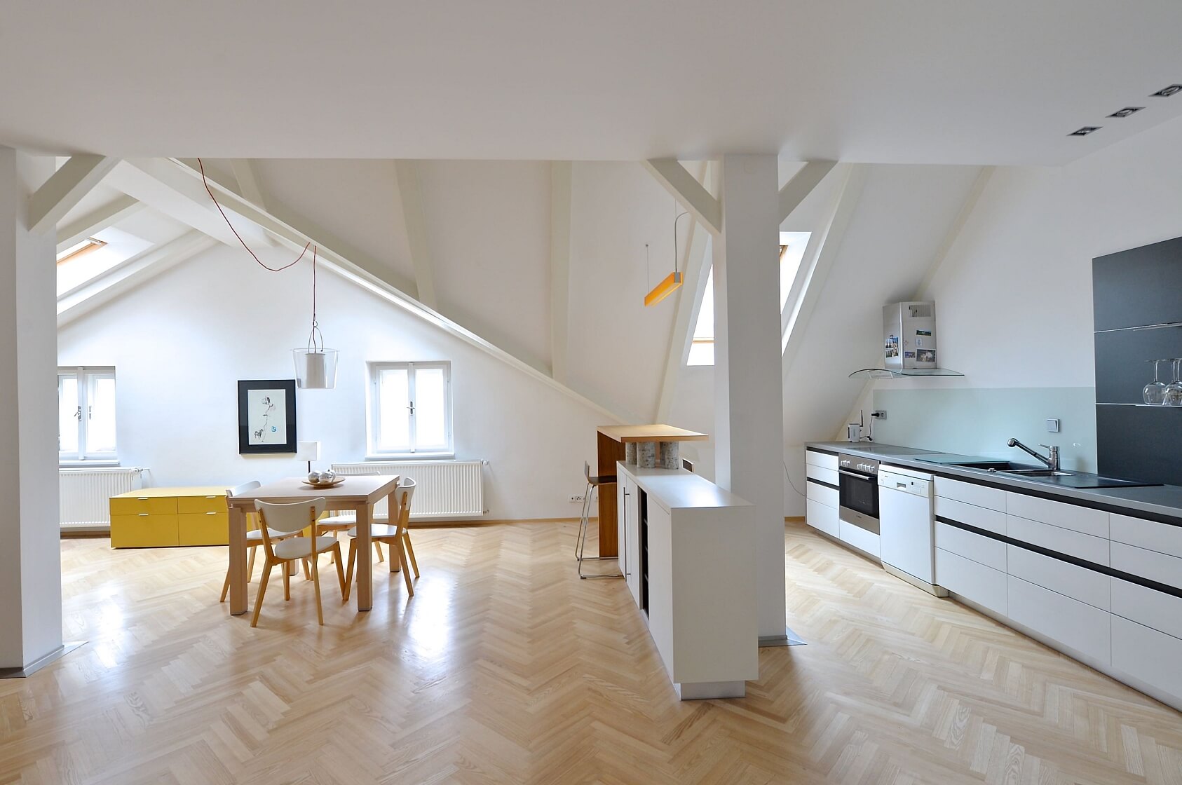 Valentinská, Staré Město - Praha 1 | Pronájem, Byt 2+kk, 123 m²