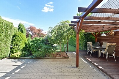 Nad Vavrouškou, Troja - Prague 8 | Rent, House Four-bedroom (5+kk), 211 m²