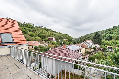 Lysolajské údolí, Lysolaje - Prague 6 | Sale, Apartment Three-bedroom (4+kk), 134 m²