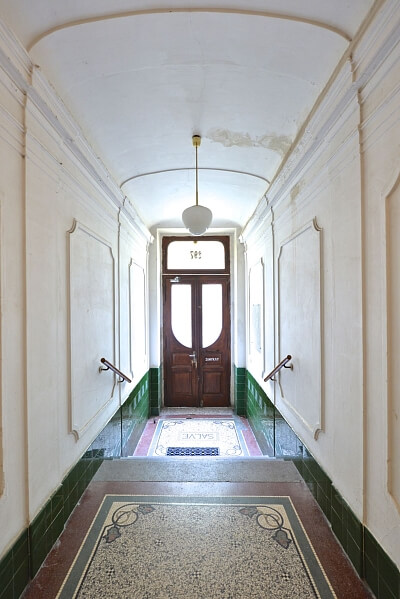 Šmeralova, Bubeneč - Prague 7 | Rent, Apartment One-bedroom (2+kk), 48 m²