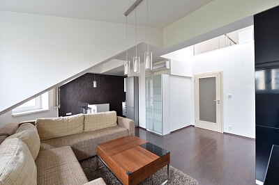 Gutova, Strašnice - Prague 10 | Rent, Apartment One-bedroom (2+kk), 75 m²