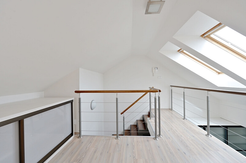 Gutova, Strašnice - Prague 10 | Rent, Apartment One-bedroom (2+kk), 75 m²