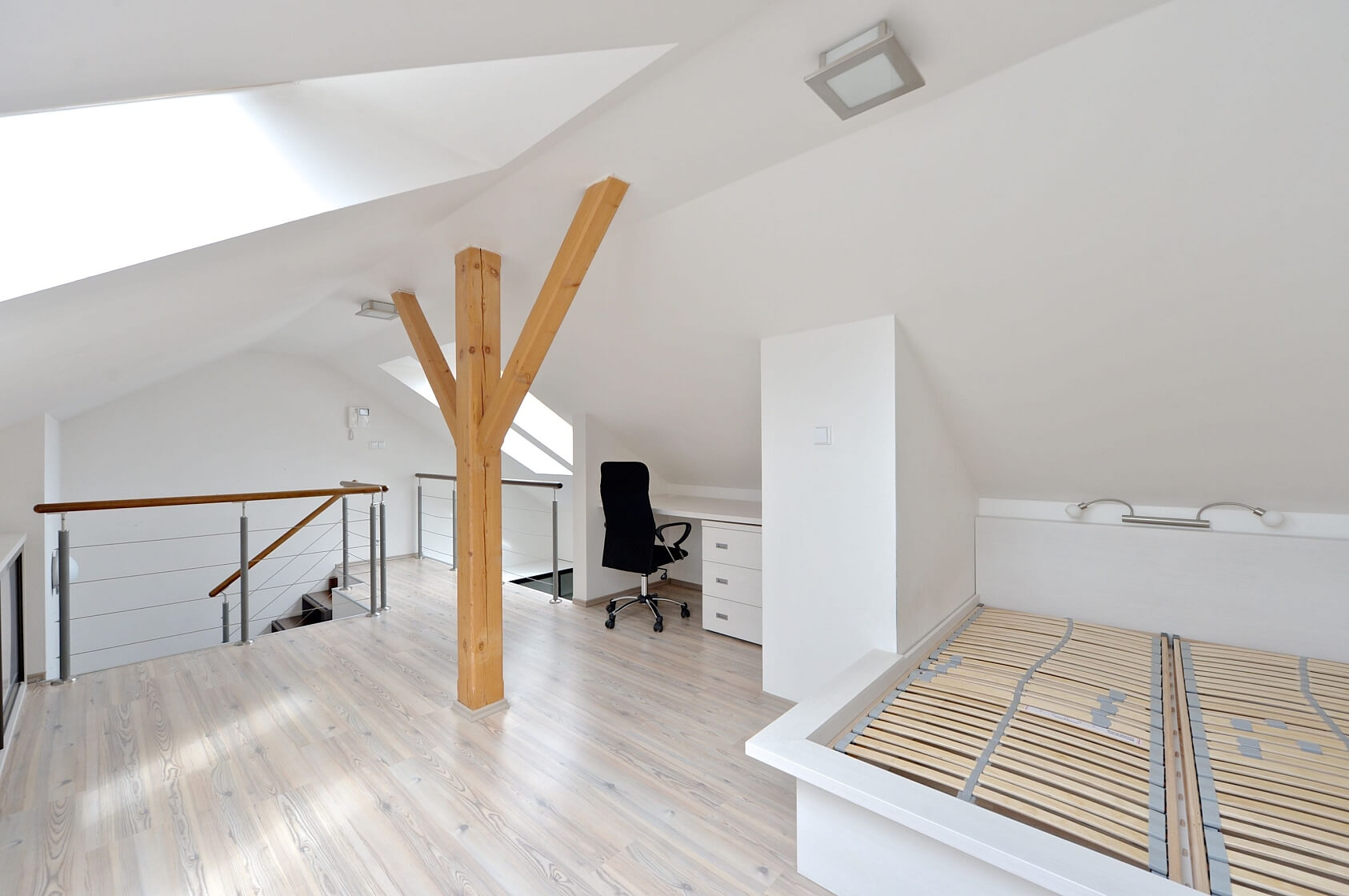 Gutova, Strašnice - Praha 10 | Pronájem, Byt 2+kk, 75 m²