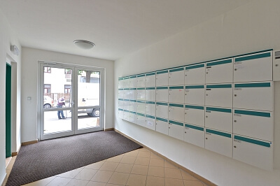 Gutova, Strašnice - Prague 10 | Rent, Apartment One-bedroom (2+kk), 75 m²