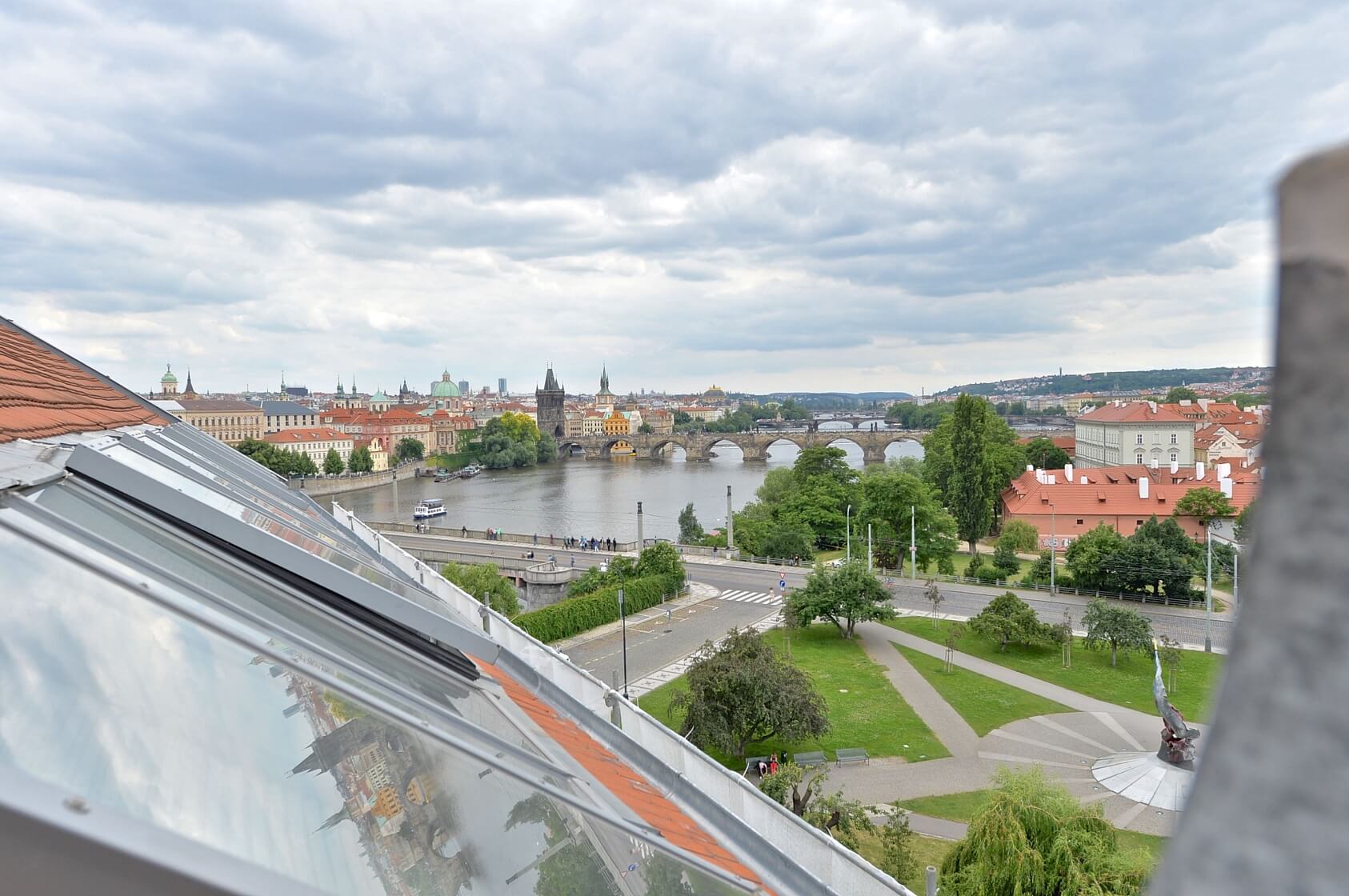 U železné lávky, Malá Strana - Praha 1 | Pronájem, Byt 3+kk, 100 m²