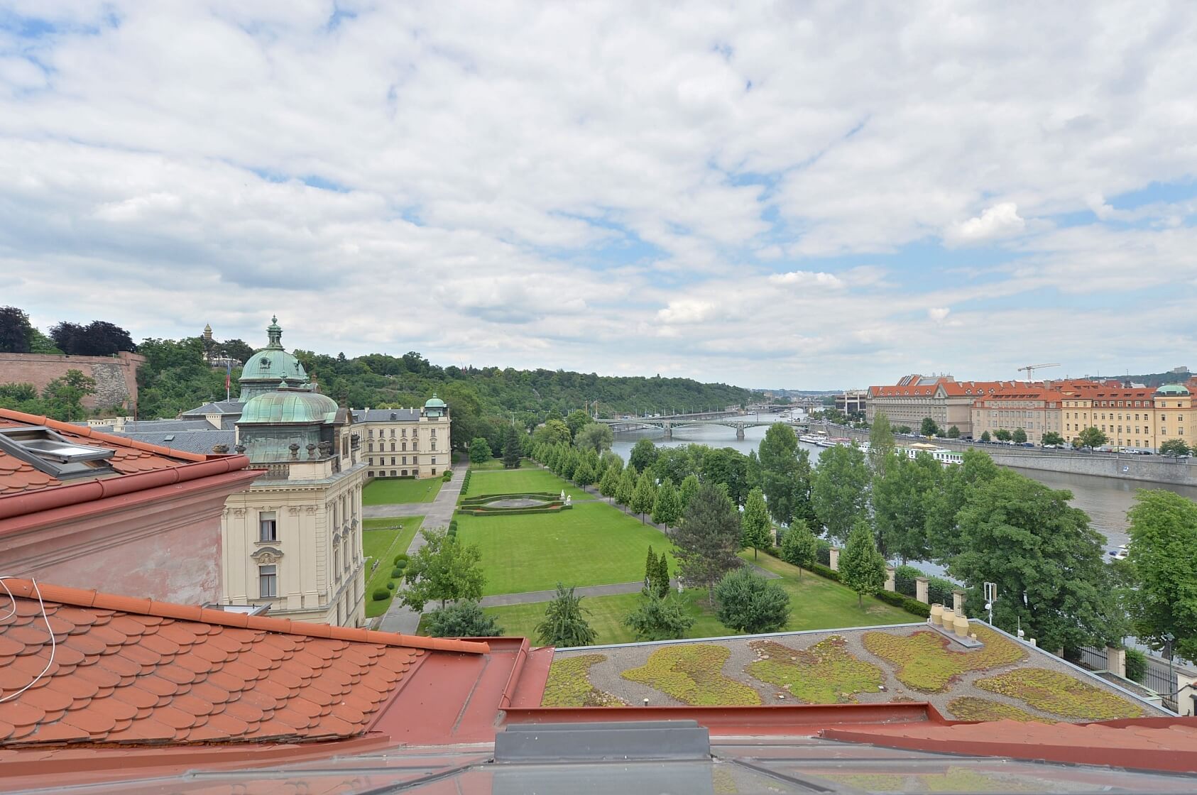 U železné lávky, Malá Strana - Praha 1 | Pronájem, Byt 3+kk, 100 m²