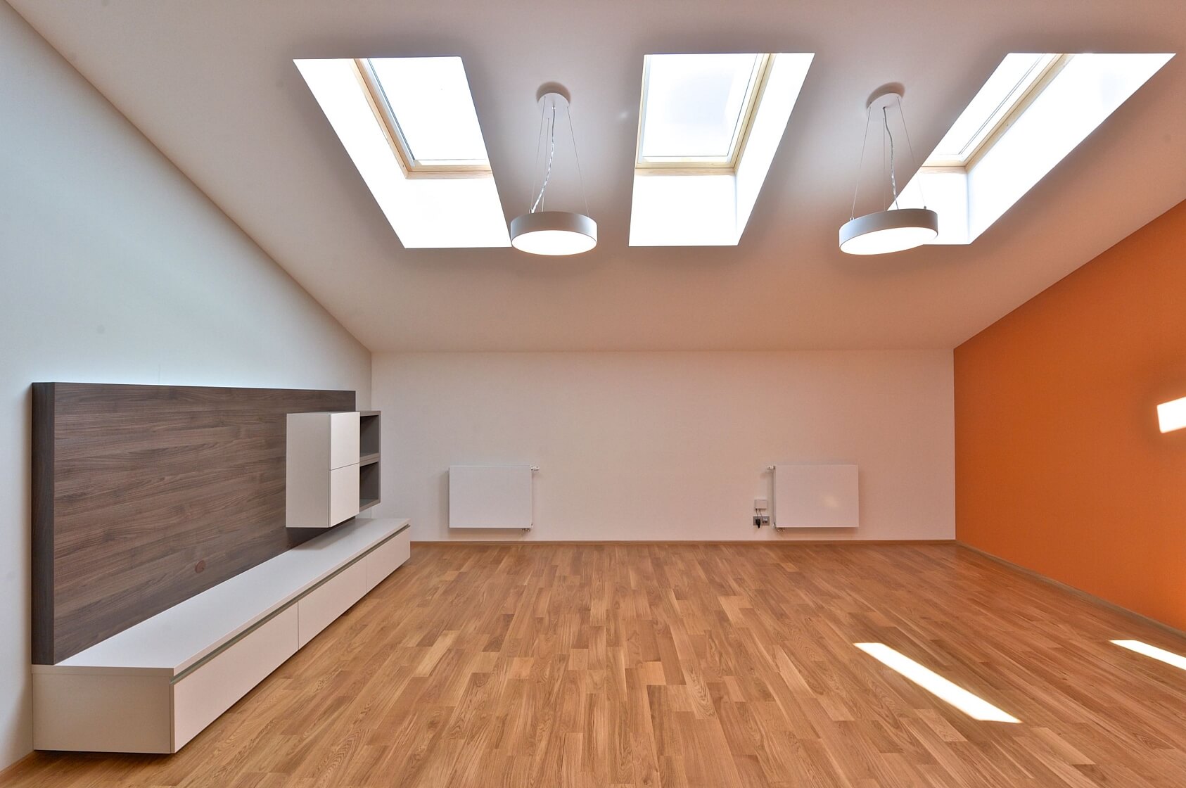 Česká, Brno - střed - Brno-město | Rent, Apartment One-bedroom (2+kk), 68 m²