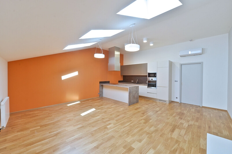 Česká, Brno - střed - Brno-město | Rent, Apartment One-bedroom (2+kk), 68 m²