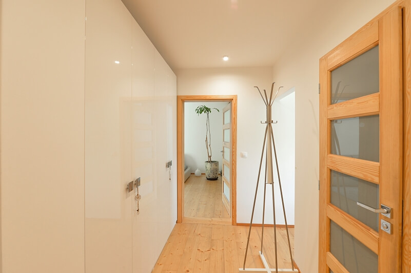 Na Okraji, Veleslavín - Prague 6 | Rent, Apartment One-bedroom (2+1), 57 m²