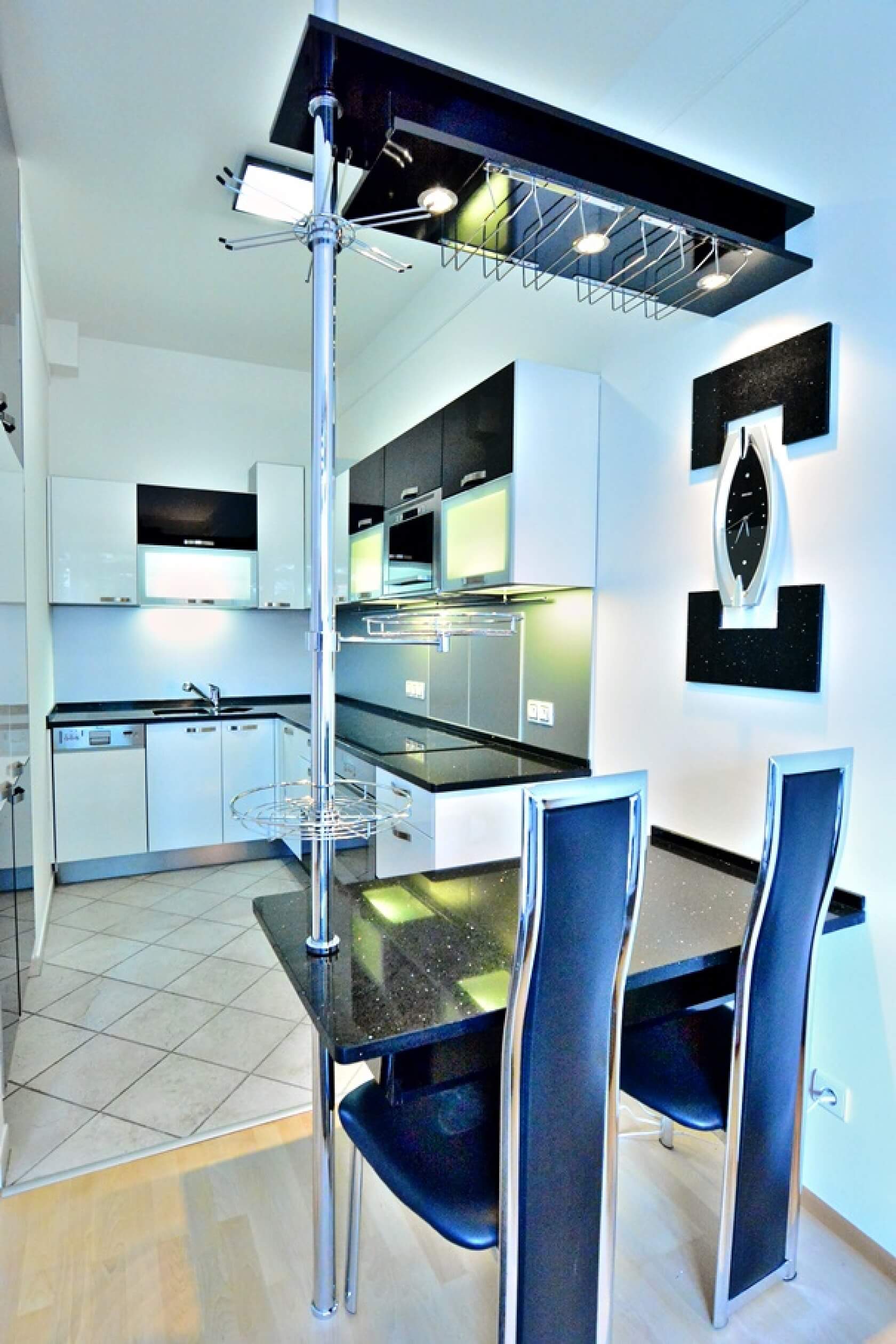 U Zvonařky, Vinohrady - Prague 2 | Rent, Apartment One-bedroom (2+kk), 80 m²