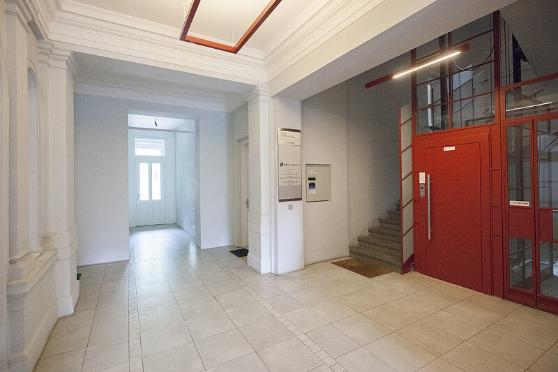 Matoušova, Smíchov - Prague 5 | Rent, Apartment One-bedroom (2+kk), 110 m²