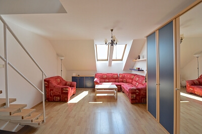 Sevastopolská, Vršovice - Praha 10 | Pronájem, Byt 3+1, 105 m²