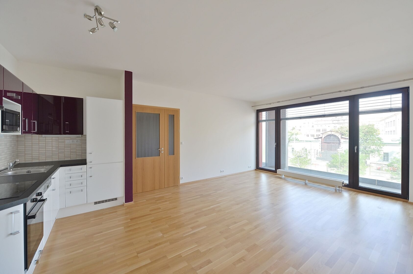 Korunní, Vinohrady - Praha 2 | Pronájem, Byt 2+kk, 68 m²