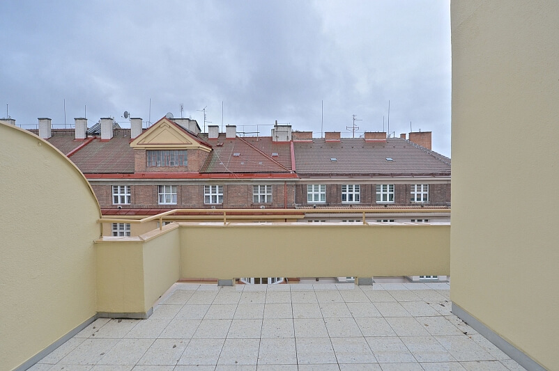 Jičínská, Vinohrady - Prague 3 | Rent, Apartment Two-bedroom (3+kk), 82 m²