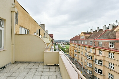 Jičínská, Vinohrady - Prague 3 | Rent, Apartment Two-bedroom (3+kk), 82 m²