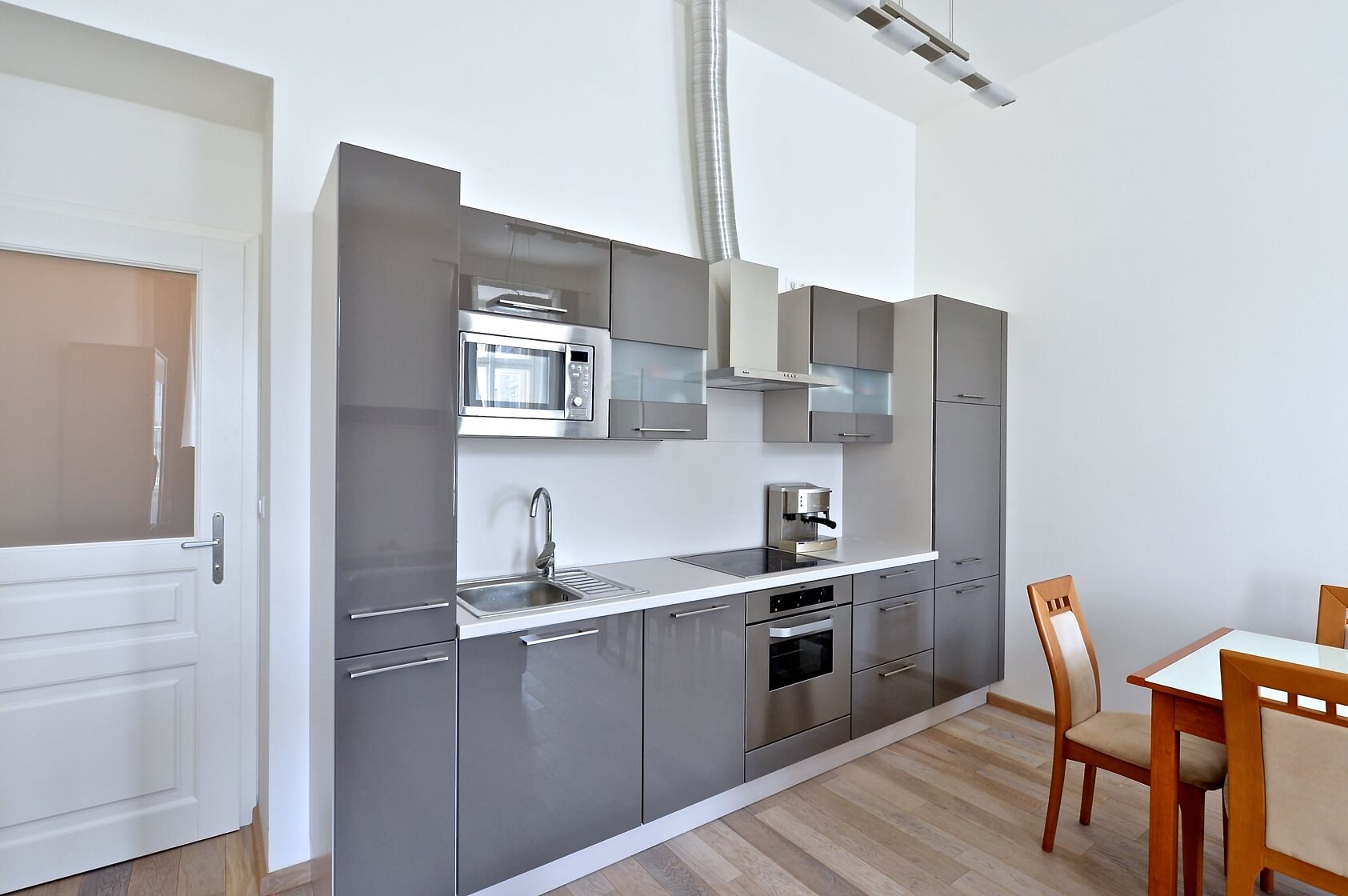 Elišky Peškové, Smíchov - Prague 5 | Rent, Apartment One-bedroom (2+kk), 57 m²