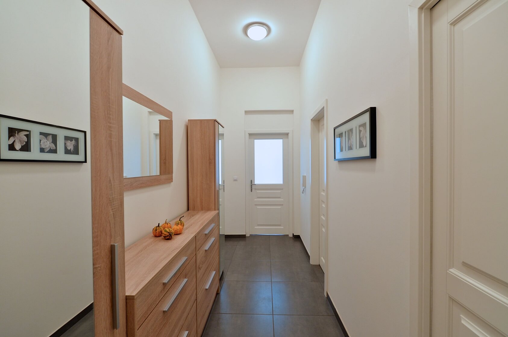 Elišky Peškové, Smíchov - Prague 5 | Rent, Apartment One-bedroom (2+kk), 57 m²