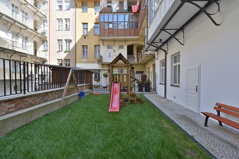 Elišky Peškové, Smíchov - Praha 5 | Pronájem, Byt 2+kk, 57 m²