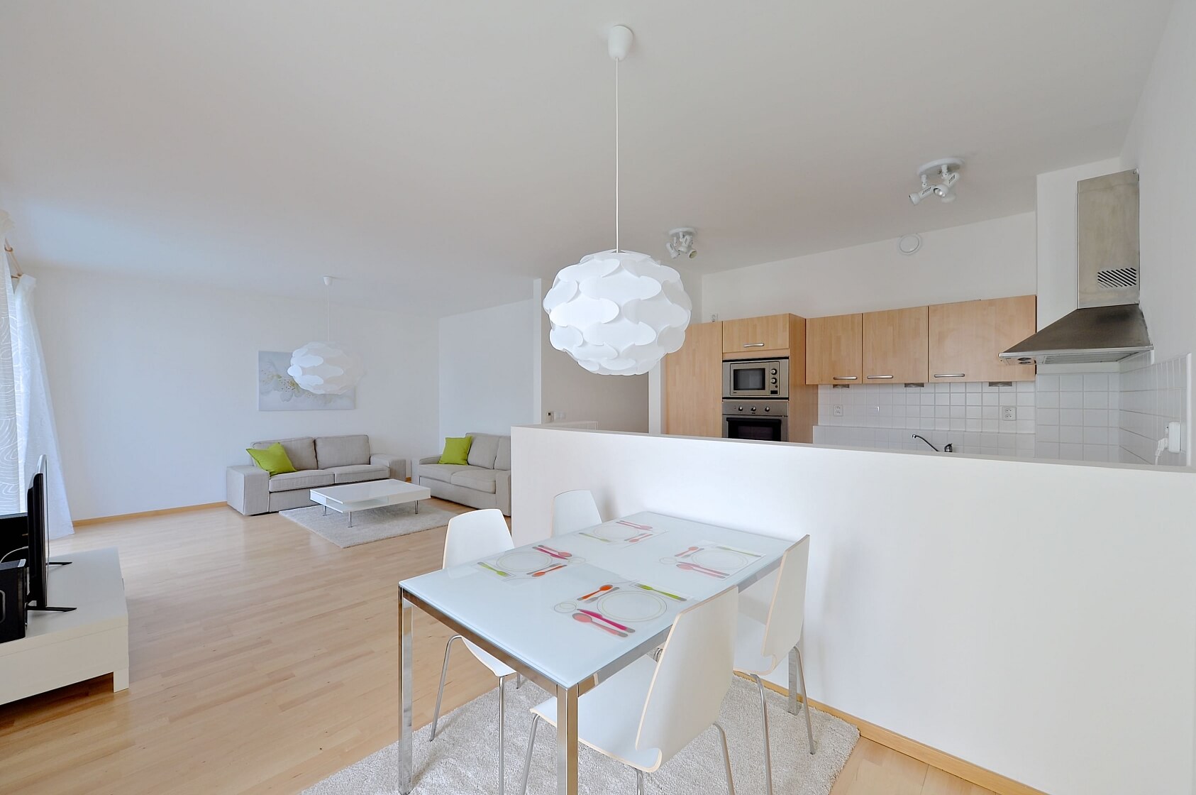 Vršovická, Vršovice - Prague 10 | Rent, Apartment Two-bedroom (3+kk), 85 m²