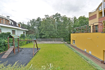 Na Sychrově, Michle - Prague 4 | Rent, Apartment Three-bedroom (4+kk), 160 m²
