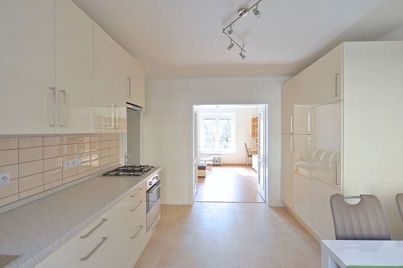 Na Dlouhém lánu, Vokovice - Praha 6 | Prodej, Byt 2+1, 48 m²