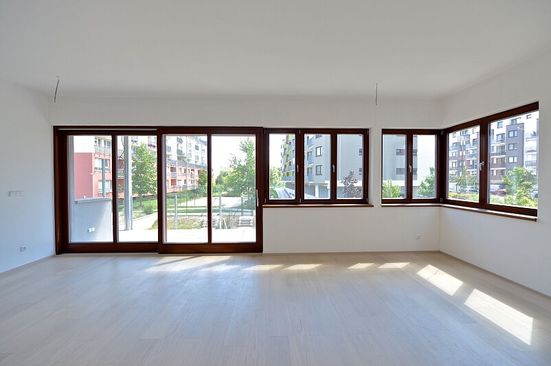 Desenská, Střížkov - Prague 9 | Sale, Apartment Three-bedroom (4+kk), 123 m²