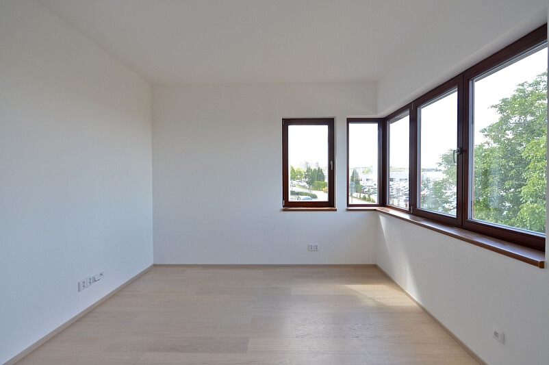 Desenská, Střížkov - Prague 9 | Sale, Apartment Three-bedroom (4+kk), 123 m²