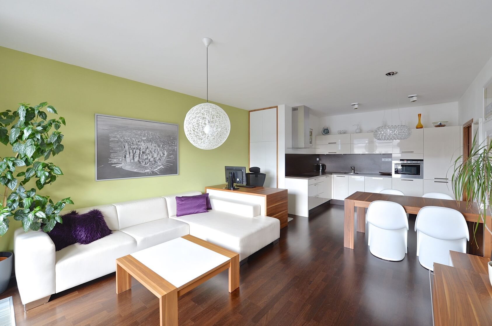 U Uranie, Holešovice - Praha 7 | Pronájem, Byt 2+kk, 72 m²