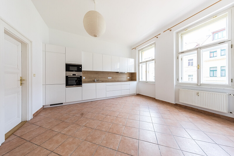 Budečská, Vinohrady - Prague 2 | Rent, Apartment One-bedroom (2+1), 77 m²