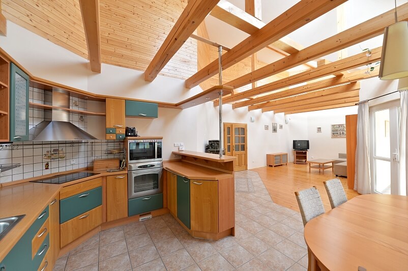 Kvasinská, Koloděje - Praha 9 | Pronájem, Rodinný dům 5+kk, 185 m²