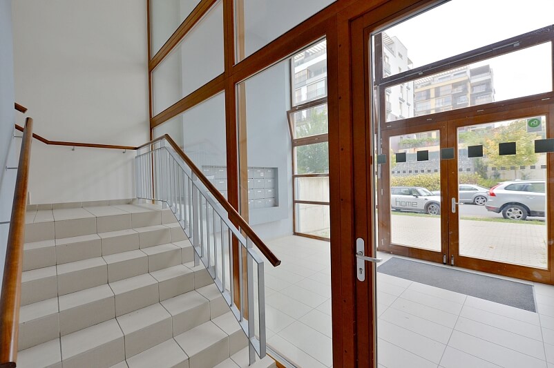 Nad Smetankou, Hrdlořezy - Prague 9 | Rent, Apartment Two-bedroom (3+kk), 106 m²