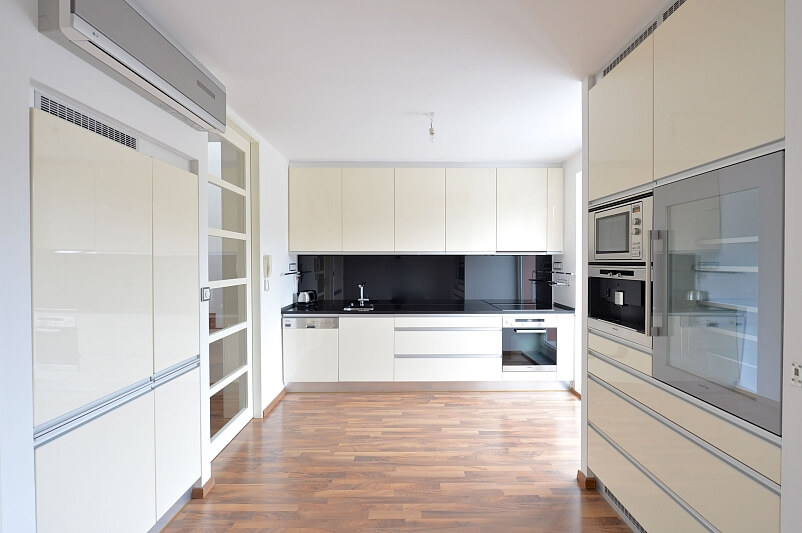 K Zelené louce, Kunratice - Prague 4 | Rent, House Two-bedroom (3+kk), 232 m²