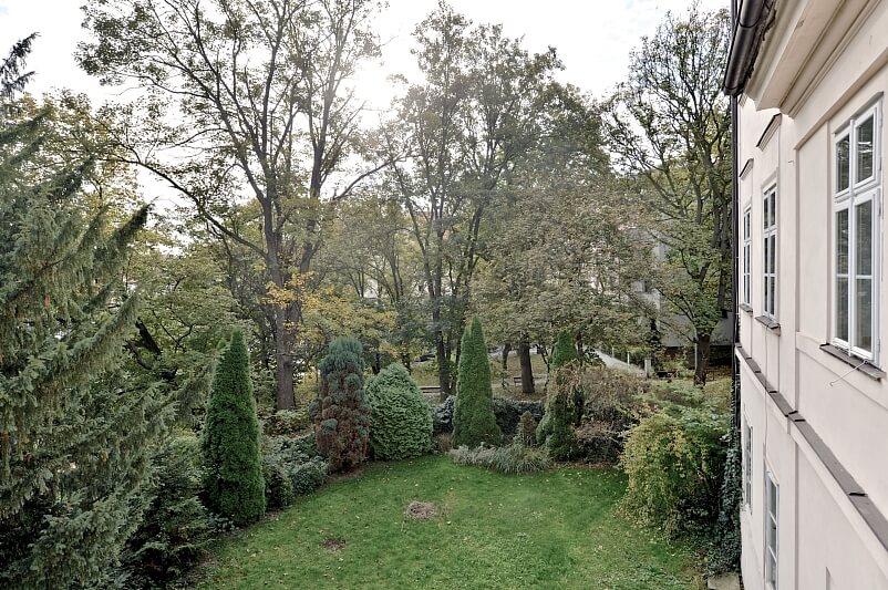 U Nikolajky, Smíchov - Praha 5 | Pronájem, Byt 2+1, 102 m²