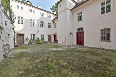 U Nikolajky, Smíchov - Prague 5 | Rent, Apartment One-bedroom (2+1), 102 m²