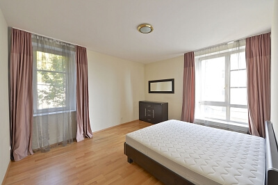 Holečkova, Smíchov - Prague 5 | Rent, Apartment Two-bedroom (3+kk), 115 m²