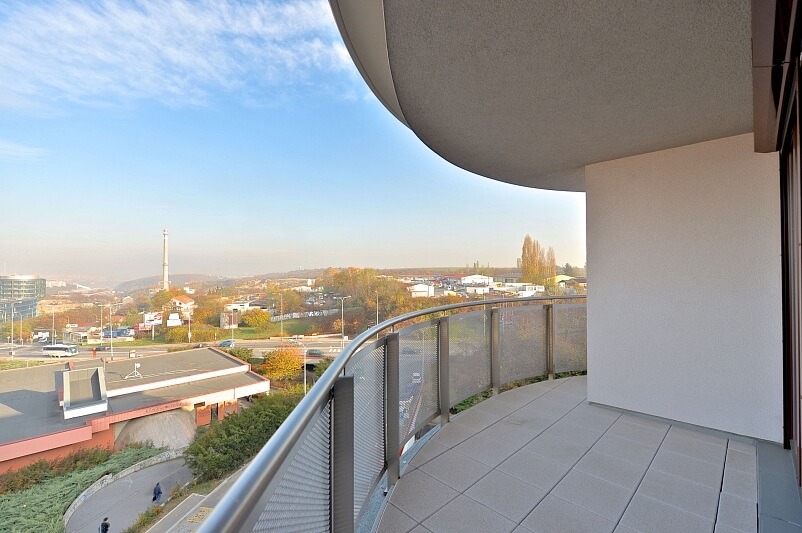 V zářezu, Jinonice - Praha 5 | Pronájem, Byt 4+kk, 135 m²