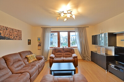 Bolívarova, Břevnov - Prague 6 | Rent, Apartment One-bedroom (2+kk), 70 m²
