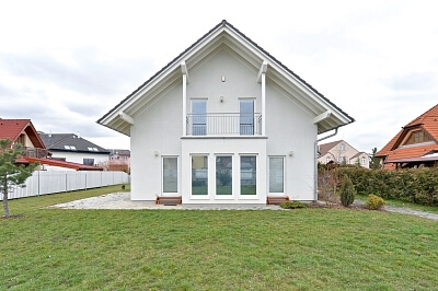 Na Louce, Dolní Měcholupy - Praha 10 | Prodej, Rodinný dům 5+kk, 177 m²