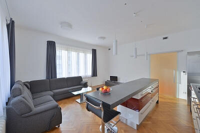 U Smaltovny, Holešovice - Praha 7 | Pronájem, Byt 2+kk, 65 m²